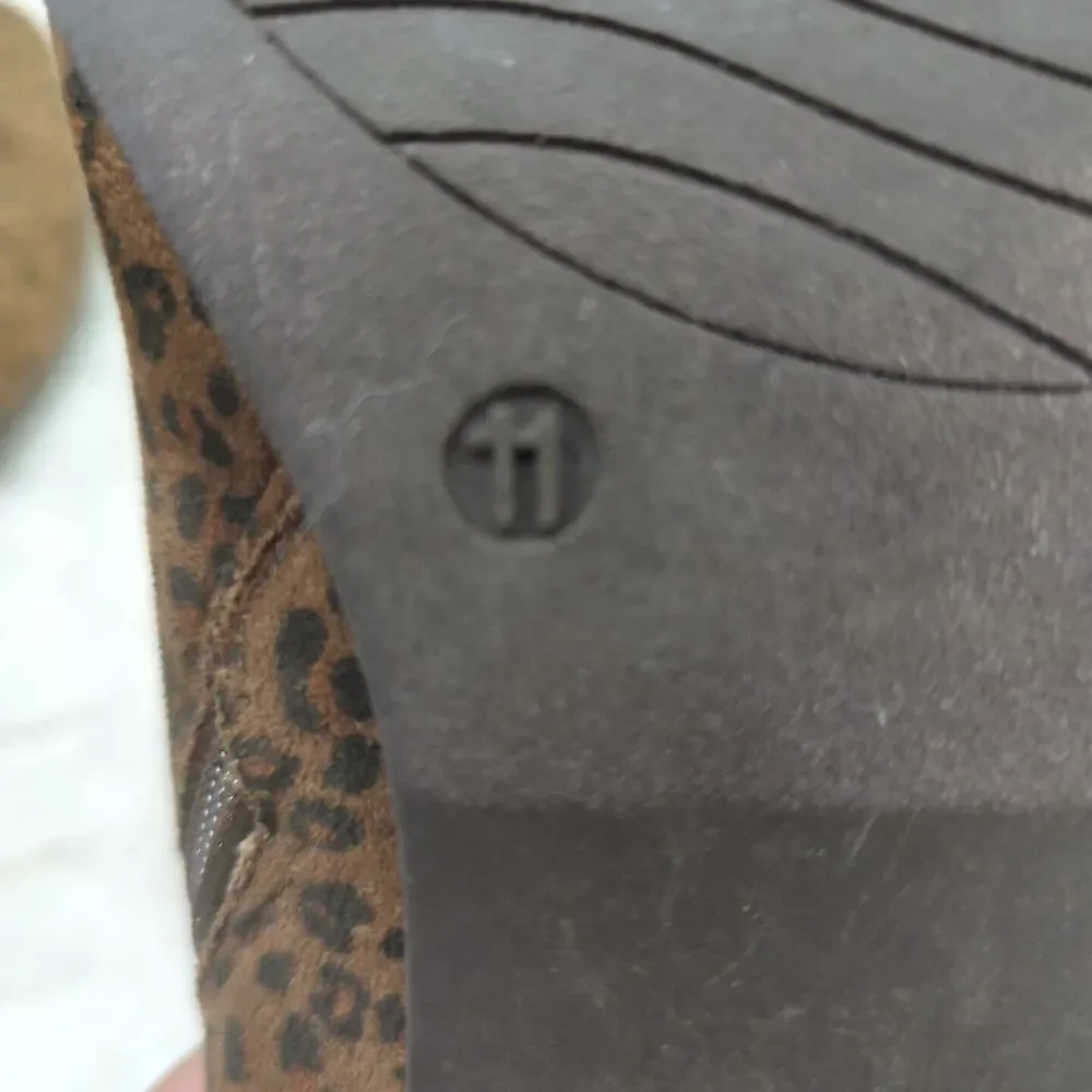 Eva‎ & Zoe Women's Cheetah Print Faux-Suede Ankle Boots Size 11